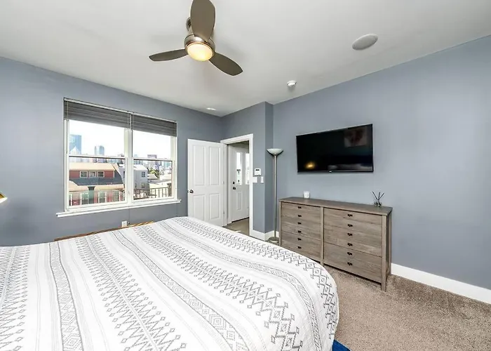 Stadiumview Villa: Pet-friendly 4br With Vistas Holiday home