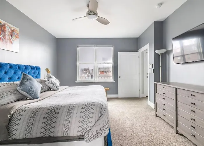 Holiday home Stadiumview Villa: Pet-friendly 4br With Vistas