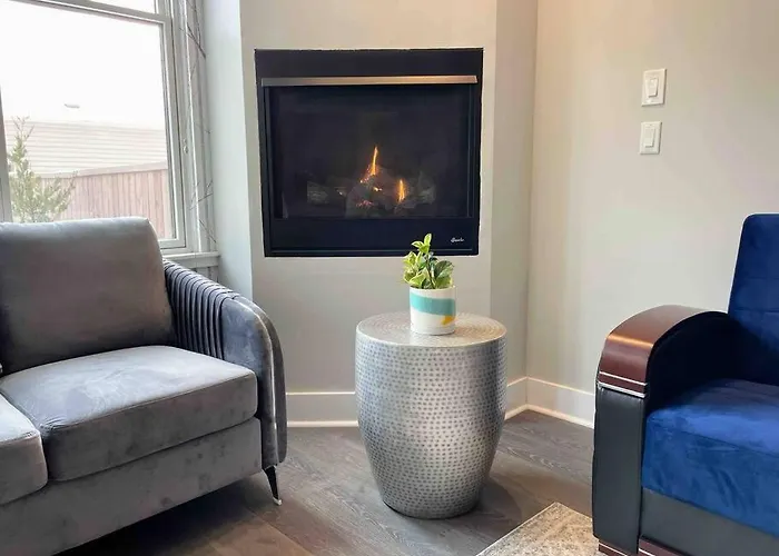 Stadiumview Villa: Pet-friendly 4br With Vistas Holiday home *