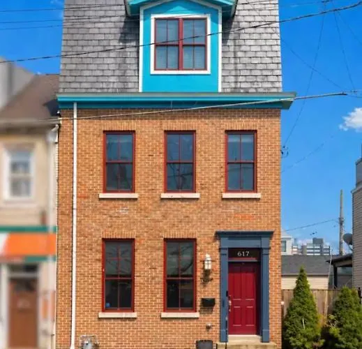 Holiday home Stadiumview Villa: Pet-friendly 4br With Vistas Pittsburgh
